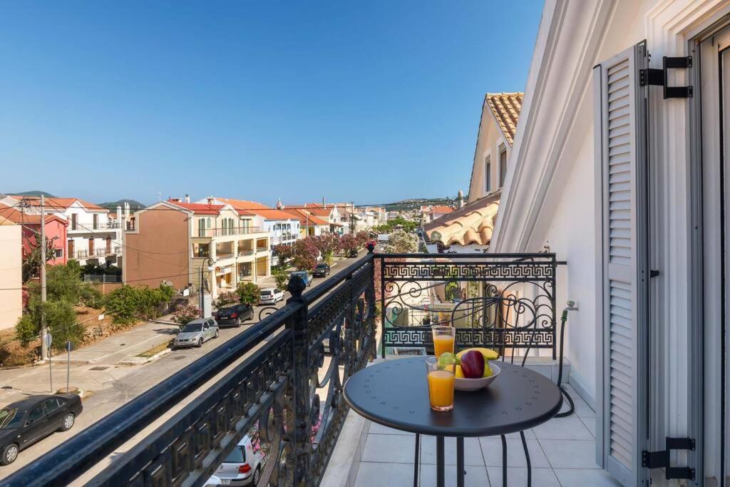 Gerry'S Argostoli Central Square Loft Екстер'єр фото